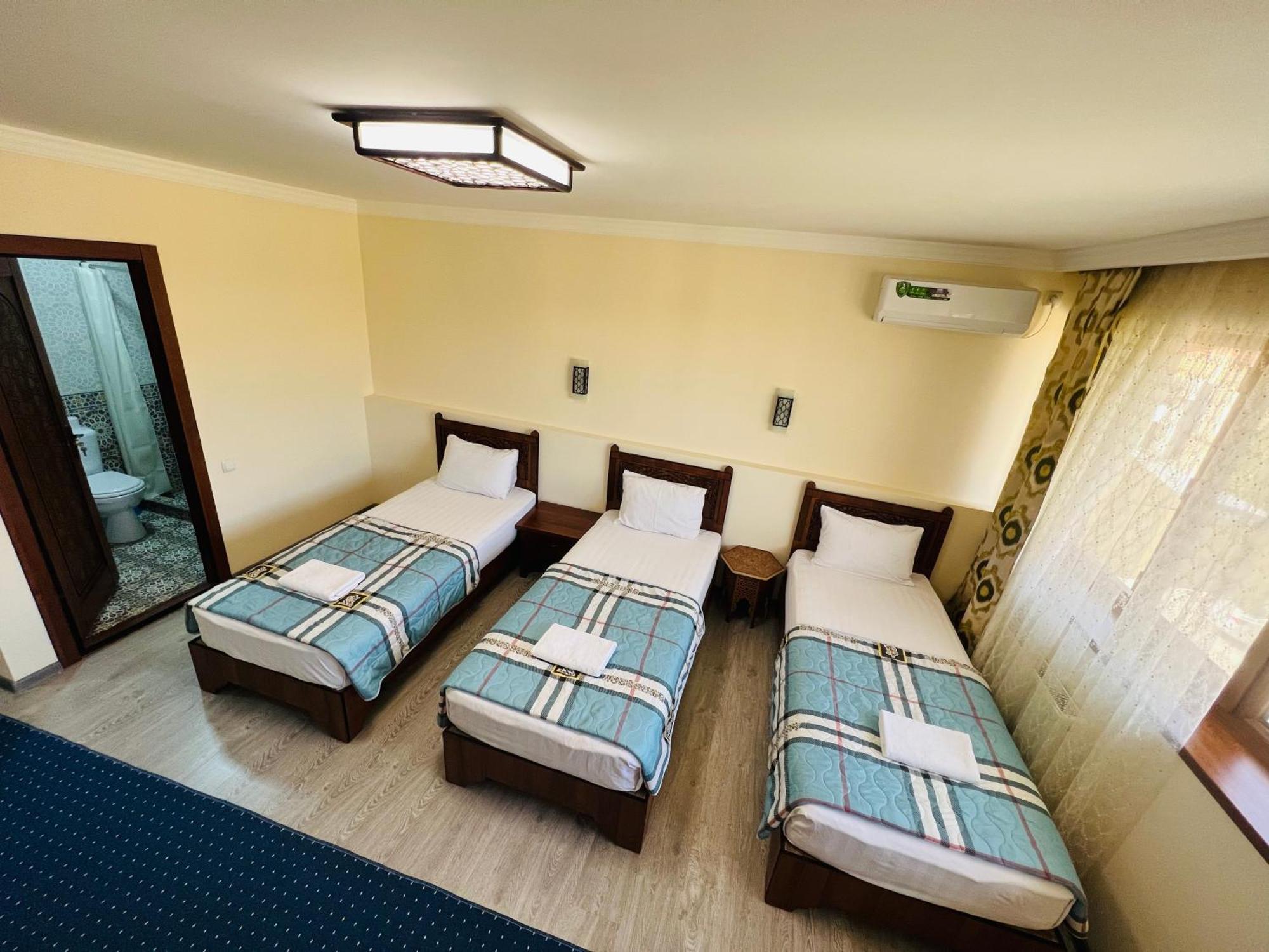 Ayub Boutique Hotel Бухара Екстериор снимка