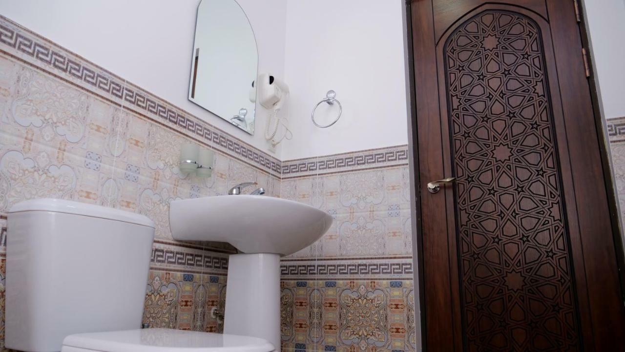 Ayub Boutique Hotel Бухара Екстериор снимка